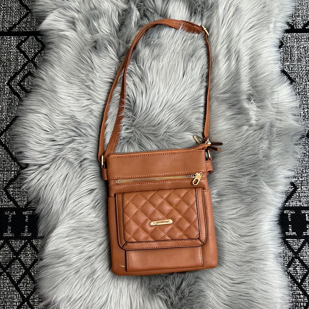 EUC Brown Multipocket Crossbody Purse